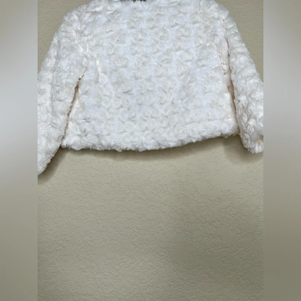 NTM: Gymboree Baby Girl Rosette Faux Fur Bolero Cream Special Occasion 12-24M